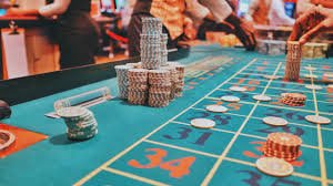 Chơi Live Casino thực tế với dealer chuyên nghiệp trên kqxsmb 2025